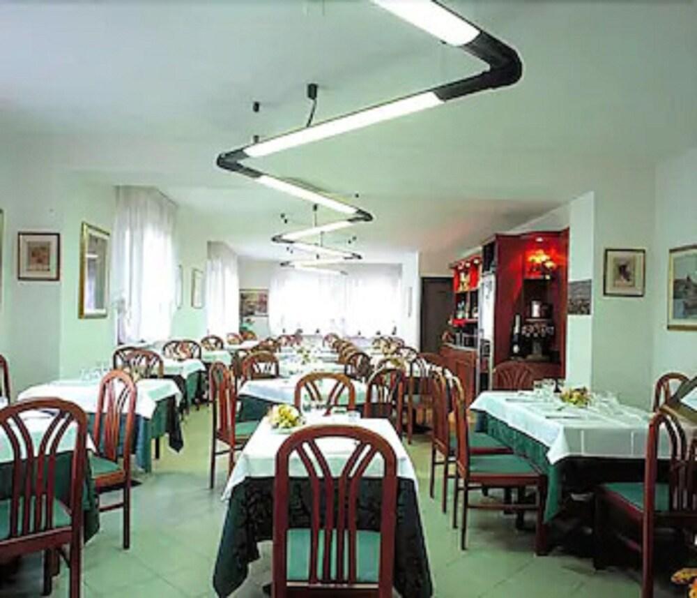 לידו די קאמאיורה Hotel Fortunella מראה חיצוני תמונה