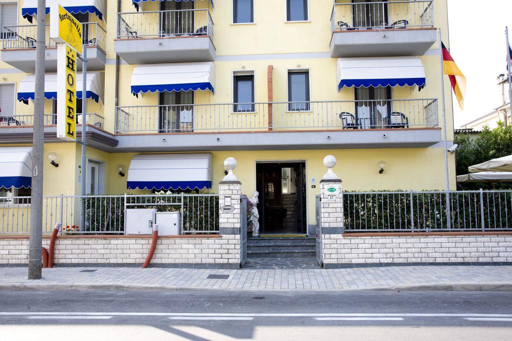 לידו די קאמאיורה Hotel Fortunella מראה חיצוני תמונה