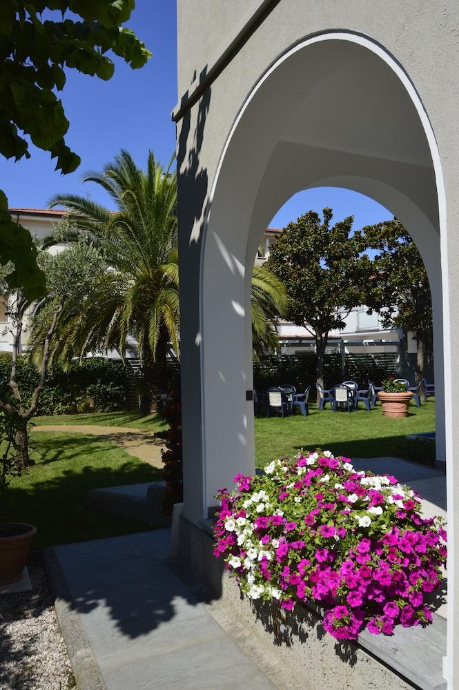 לידו די קאמאיורה Hotel Fortunella מראה חיצוני תמונה