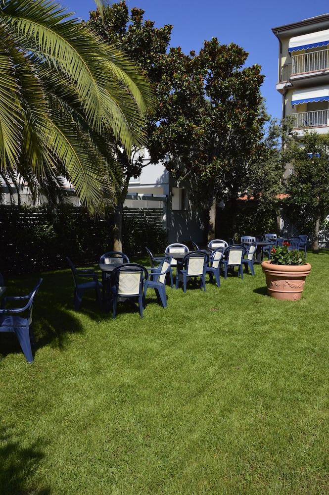 לידו די קאמאיורה Hotel Fortunella מראה חיצוני תמונה