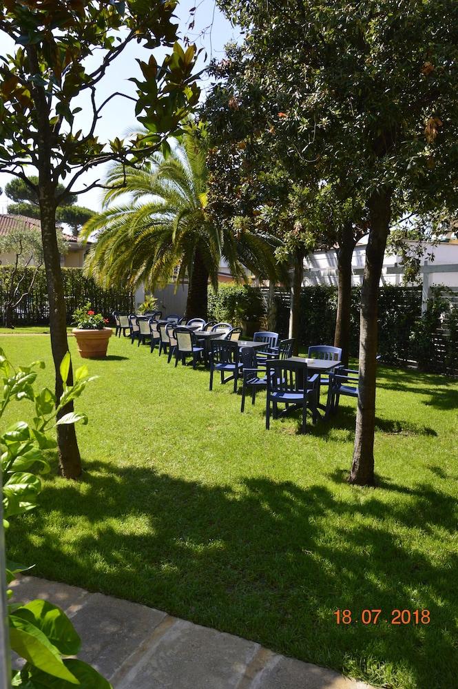 לידו די קאמאיורה Hotel Fortunella מראה חיצוני תמונה