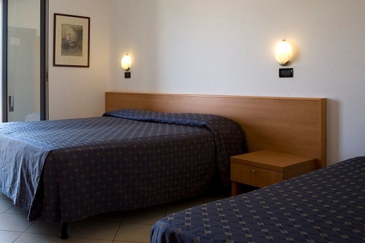 לידו די קאמאיורה Hotel Fortunella מראה חיצוני תמונה