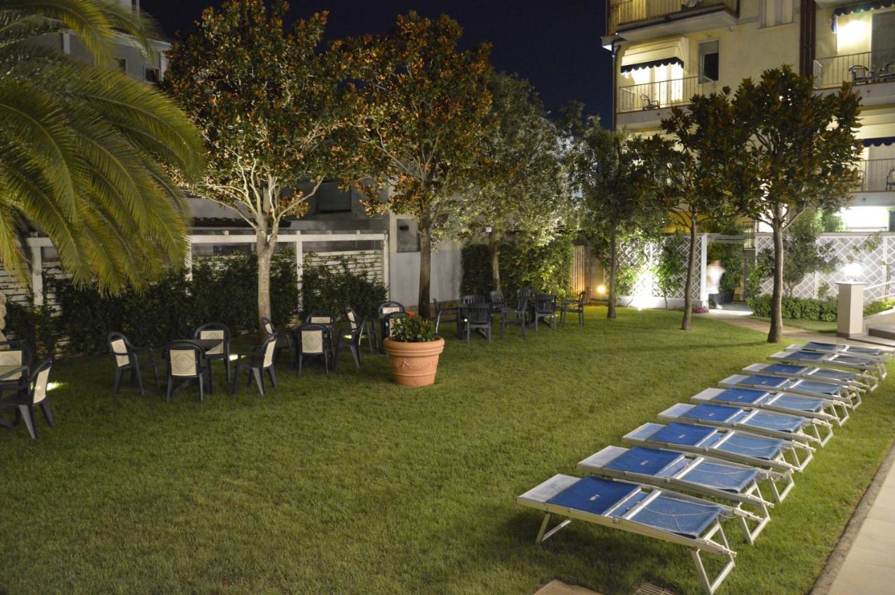 לידו די קאמאיורה Hotel Fortunella מראה חיצוני תמונה