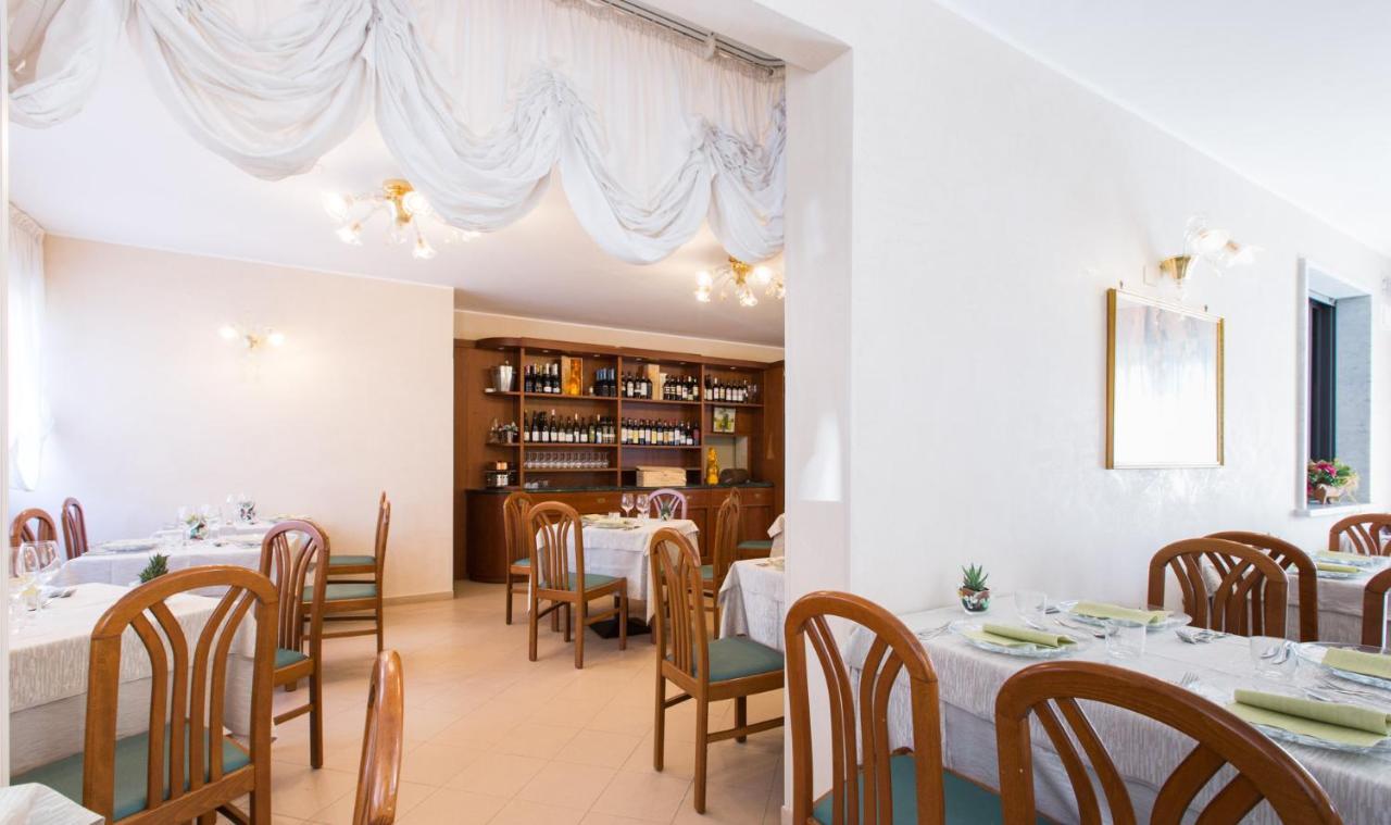 לידו די קאמאיורה Hotel Fortunella מראה חיצוני תמונה